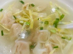 刀鱼小馄饨-老半斋(福州路店)