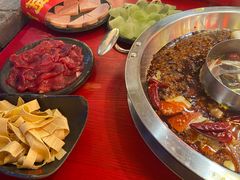 -谭鸭血老火锅(万象九宜城店)