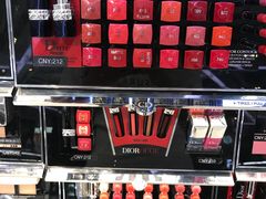 -日上免税店(三径路t3店)