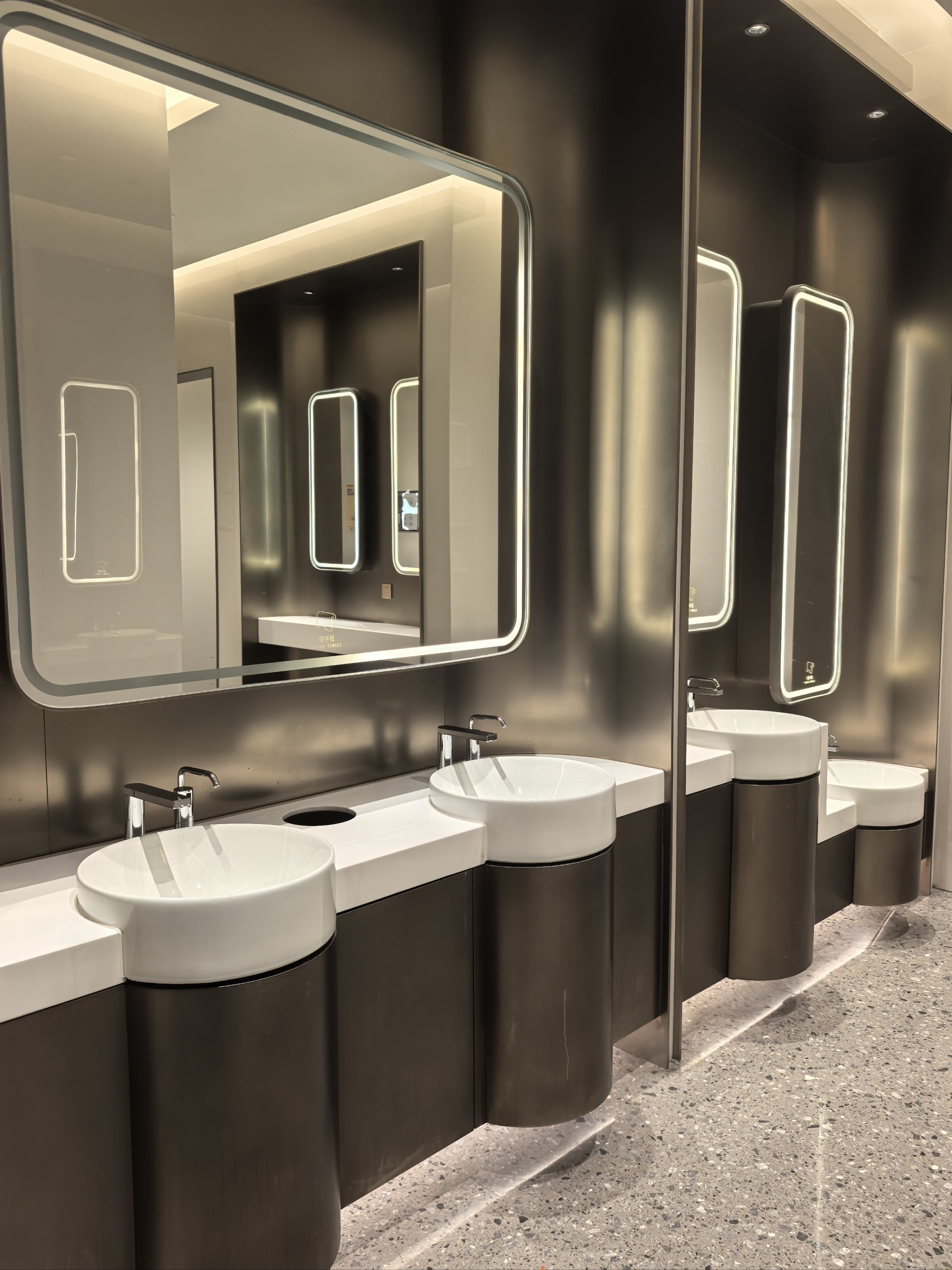 真如环宇城商场厕评,不愧为新开的商场!