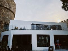 -J Create城市露营咖啡·简餐·宠物(上海动物园店)