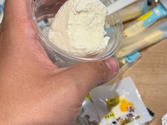-正飞鲜奶(吐鲁番路店)