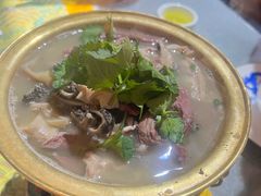 炖羊杂-满乡小馆