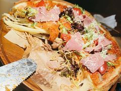 -Dragon Pizza•圆脸龙披萨·牛排餐厅