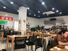 大堂-贤花饭店(城阳店)