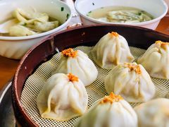 蟹粉小笼包-忆秦园小笼包(惠山古镇总店)