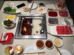 -海底捞火锅鲜切牛肉主题店(长寿路店)