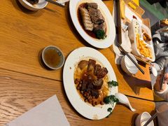 -美食小镇·观赏珍稀鸟类·长隆熊猫酒店
