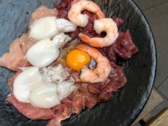 -Show Neua Thai Street Food