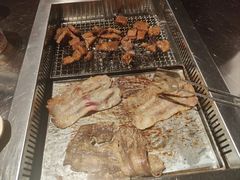 -张牌牌·东北烤肉小吃市集(金楠天街店)