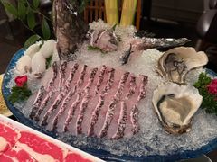 -鲜入唯煮·港式海鲜牛肉火锅(金宝街店)