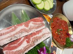 -明洞阿姨·韩式酱蟹烤肉·创意料理(方庄店)