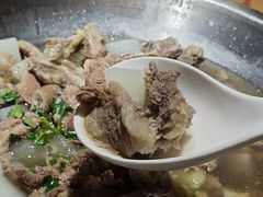 -大众跷脚牛肉馆·非遗传承单位(峨眉山店)