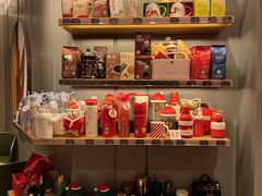 零售区-星巴克臻选(北京蓝色港湾RO店)