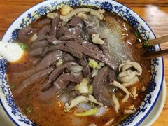 -叶新小吃店(来凤小区总店)