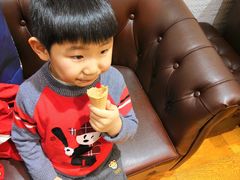 -VENCHI 闻绮(上海佛罗伦萨小镇店)