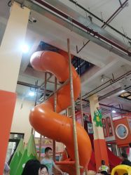 -动力星球家庭亲子游乐中心