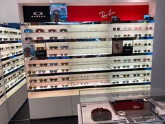 -LensCrafters亮视点(东方新天地店)