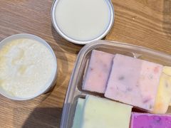 双皮奶-乍甸乳业鲜奶吧(红河水乡店)