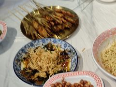-石牌岭小亮蒸虾•湖北老字号(左岭店)