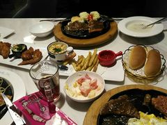 -豪客来牛排(中央花苑店)