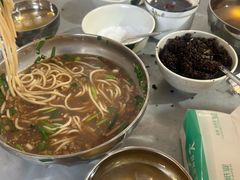 -正宗杨记普洱酸醋米线(总店)