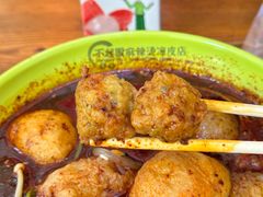 -不起眼麻辣烫凉皮店