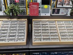 -镜客眼镜(浦江欢乐颂店)