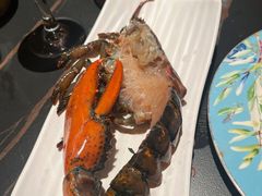 -雍容荟帝王蟹活龙虾展台自助(IFS黑金店)