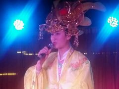 -关东情主题文化演艺餐厅