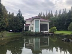 -上海怡沁园度假酒店