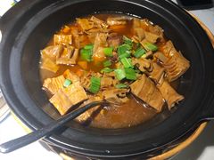 千岛湖笋干煲-姜君·千岛湖鱼头馆(浦东大道店)