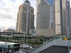 -陆家嘴空中步行连廊