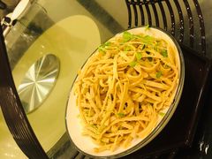 香椿苗拌豆油皮-茶叁酒肆·楚味江湖(菱角湖店)