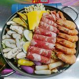 美食 | 炸鸡和烤肉才是快乐主旋律～[加油]