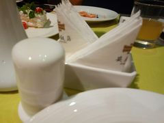 -安徽饭店·白鹭阁自助餐厅(梅山路店)