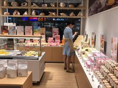 -好利来(八角店)