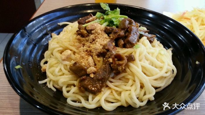 同心面(革新街店)牛杂拌面图片 - 第1张