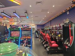 -反斗乐园π·电玩·高空拓展·蹦床(龙华天虹店)