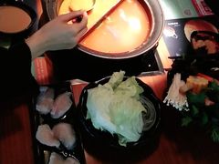 -呷哺呷哺(枫蓝国际店)