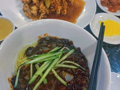 炸酱面-桃园中华料理炸酱面(燕儿岛路店)