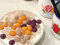白雪芋泥丸子-堂屋糖水店(愚园店)