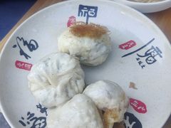 -依云煎包店
