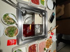 -海底捞火锅鲜切牛肉主题店(长寿路店)