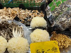 -一朵菌·野生菌探索家火锅(南亚店)