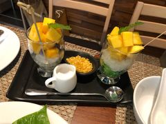 芒果糯米饭-Chom Cafe and Restaurant