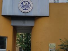 -对外经济贸易大学附属中学
