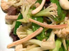 阳江小盆菜-先记烧鹅王·本地粤菜(福永店)