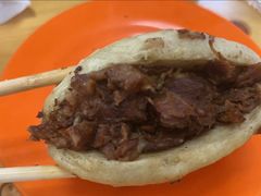 火烧夹肉-清真-戏楼王记牛肉面