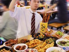 -八一好吃街·高品美食广场